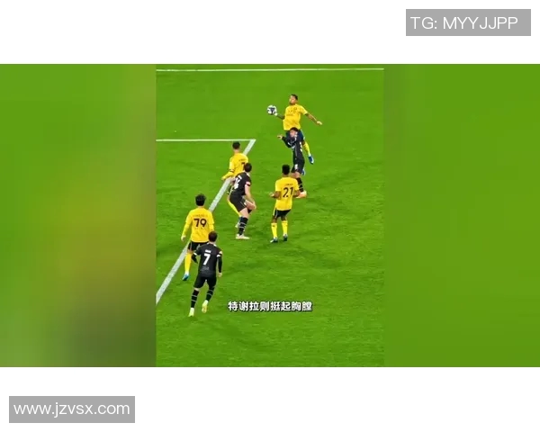 科曼在德甲赛场再度破门展现锋芒助力球队争冠之路 科曼在德甲赛场再度破门展现锋芒助力球队争冠之路