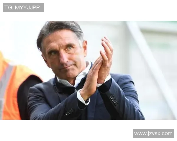 柏林赫塔主帅请假，备战受挑战影响