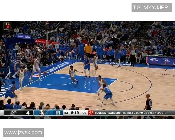 马刺队对阵中国男篮实力激烈交战,赛后球迷点赞双方表现 马刺队对阵中国男篮实力激烈交战,赛后球迷点赞双方表现